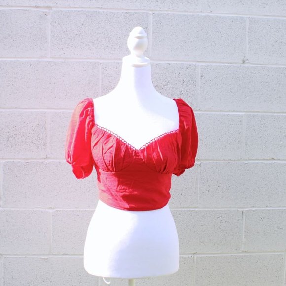 The Wild Pink Rose Boutique Tops - Red crinkled short sleeve blouse with adjustable strap back eye and hook…